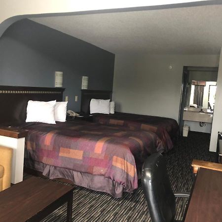 Gateway Inn Кларксвилл Экстерьер фото