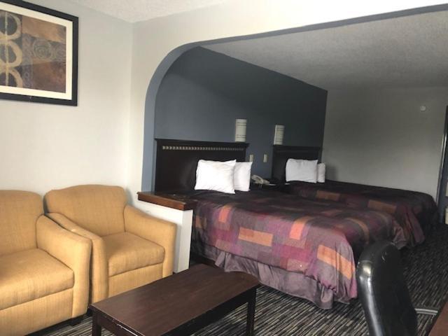 Gateway Inn Кларксвилл Экстерьер фото